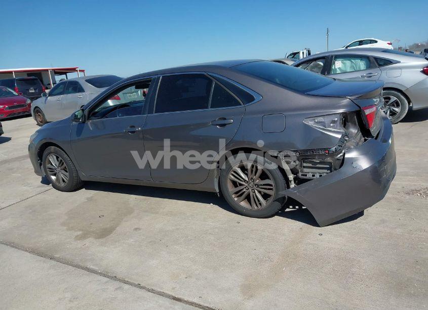 Photo 14 of 2015 Toyota Camry SE (VIN 4T1BF1FK2FU031639)
