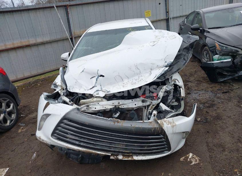 Photo 12 of 2015 Toyota Camry LE (VIN 4T1BF1FK2FU032063)