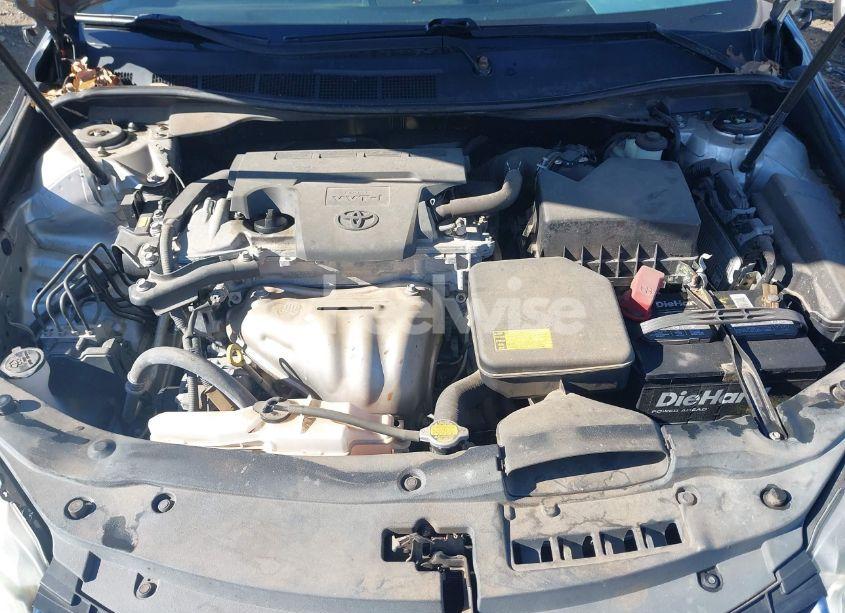 Photo 10 of 2015 Toyota Camry LE (VIN 4T1BF1FK2FU034542)