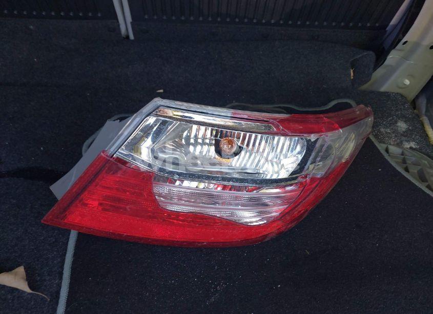 Photo 12 of 2015 Toyota Camry LE (VIN 4T1BF1FK2FU034542)