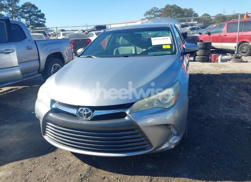 Photo 13 of 2015 Toyota Camry LE (VIN 4T1BF1FK2FU034542)