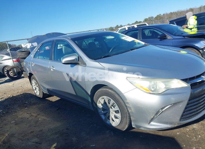 Photo 14 of 2015 Toyota Camry LE (VIN 4T1BF1FK2FU034542)