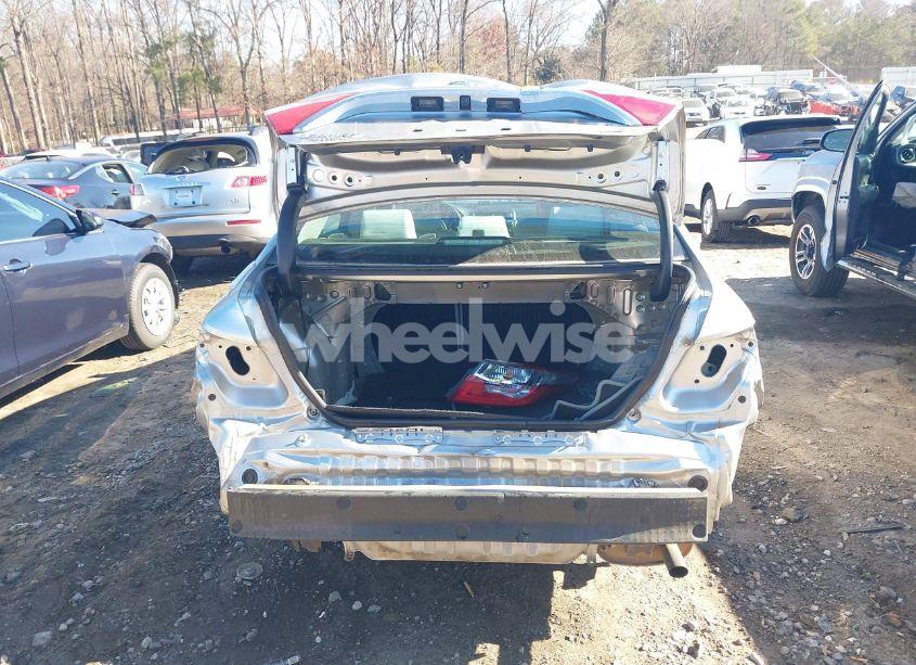 Photo 6 of 2015 Toyota Camry LE (VIN 4T1BF1FK2FU034542)