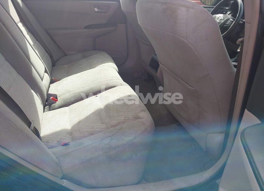 Photo 8 of 2015 Toyota Camry LE (VIN 4T1BF1FK2FU059232)