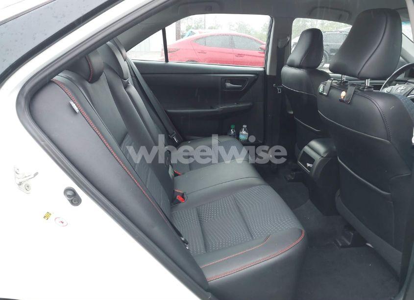 Photo 8 of 2015 Toyota Camry SE (VIN 4T1BF1FK2FU067055)