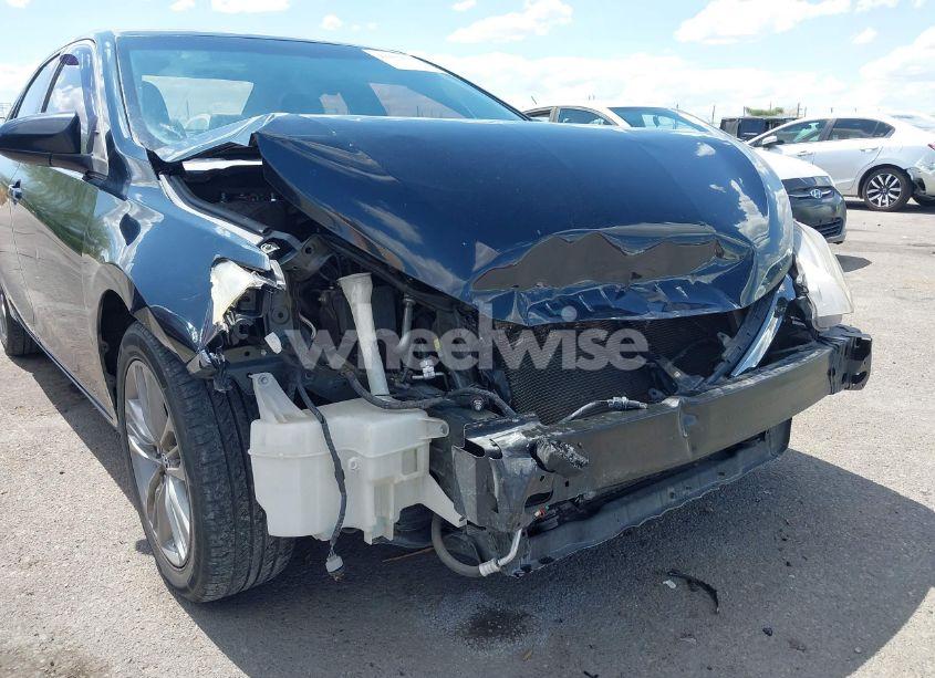 Photo 6 of 2015 Toyota Camry SE (VIN 4T1BF1FK2FU073700)