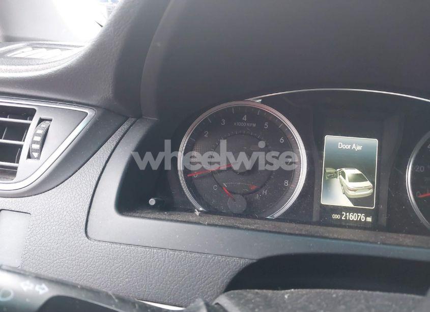 Photo 7 of 2015 Toyota Camry SE (VIN 4T1BF1FK2FU110003)