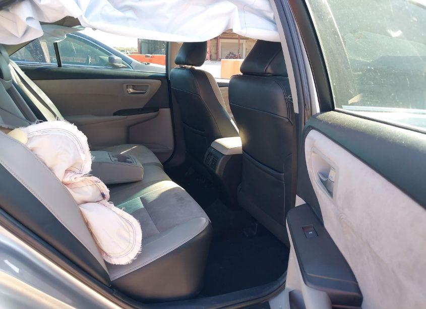 Photo 8 of 2015 Toyota Camry XSE (VIN 4T1BF1FK2FU114570)