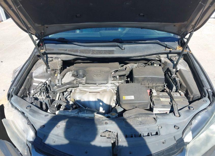 Photo 10 of 2015 Toyota Camry SE (VIN 4T1BF1FK2FU114777)