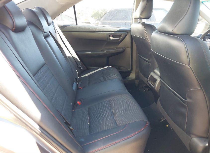 Photo 8 of 2015 Toyota Camry SE (VIN 4T1BF1FK2FU114777)