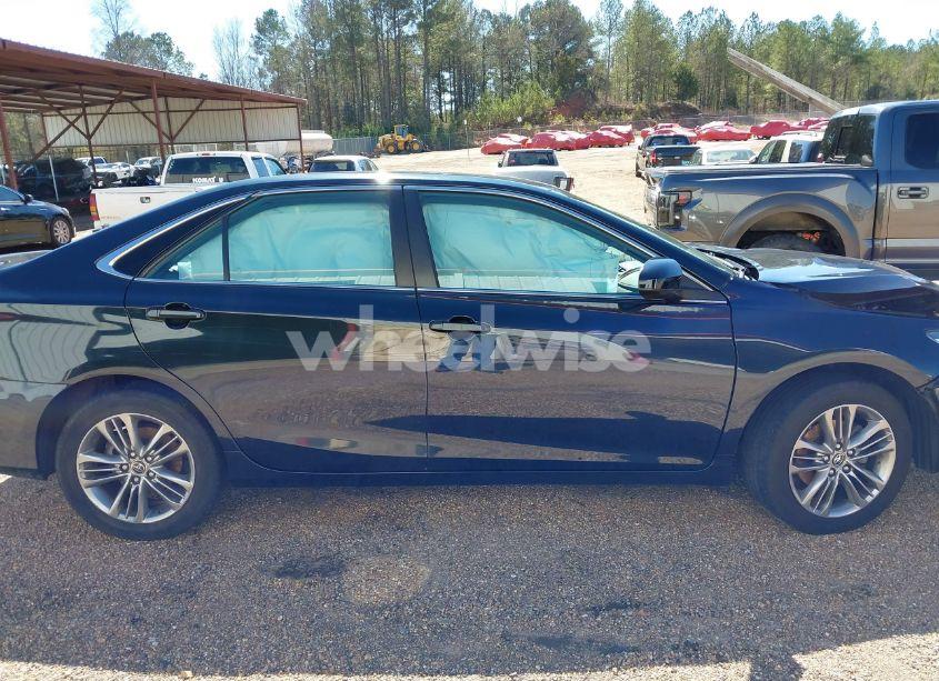 Photo 14 of 2015 Toyota Camry SE (VIN 4T1BF1FK2FU486085)