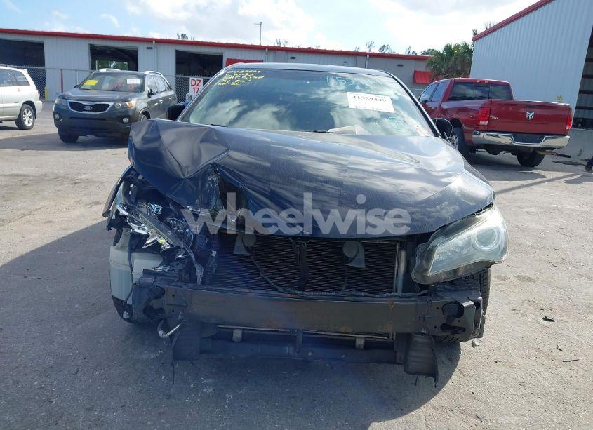 Photo 13 of 2015 Toyota Camry SE (VIN 4T1BF1FK2FU492694)