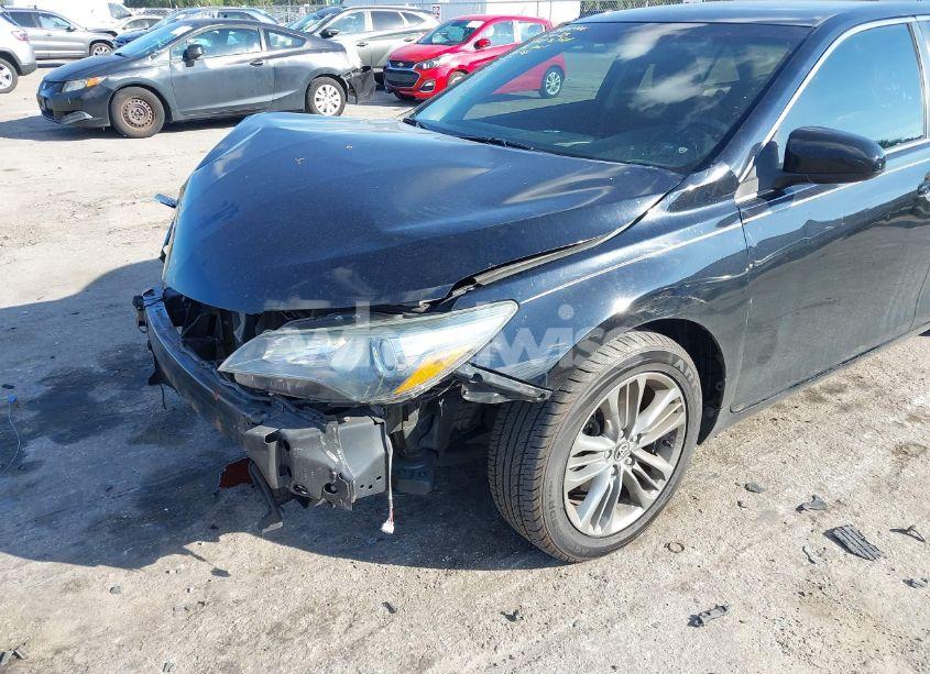 Photo 18 of 2015 Toyota Camry SE (VIN 4T1BF1FK2FU492694)