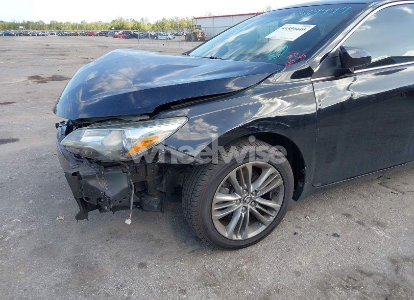 Photo 6 of 2015 Toyota Camry SE (VIN 4T1BF1FK2FU492694)