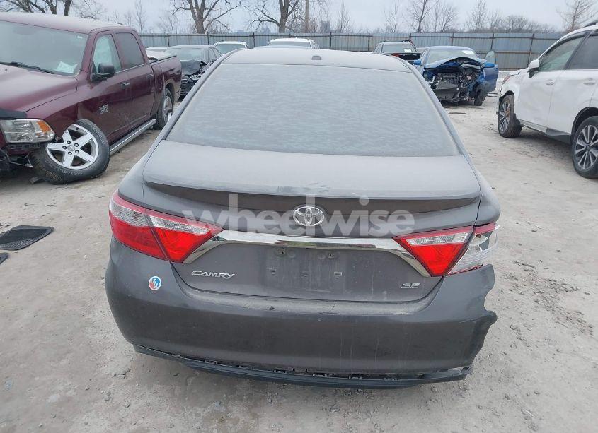 Photo 16 of 2015 Toyota Camry SE (VIN 4T1BF1FK2FU497281)