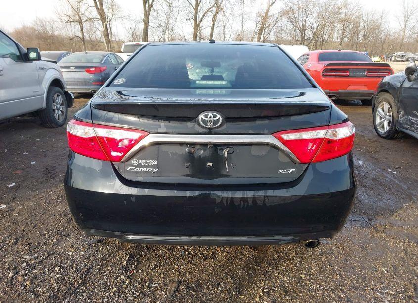 Photo 16 of 2015 Toyota Camry XSE (VIN 4T1BF1FK2FU920022)