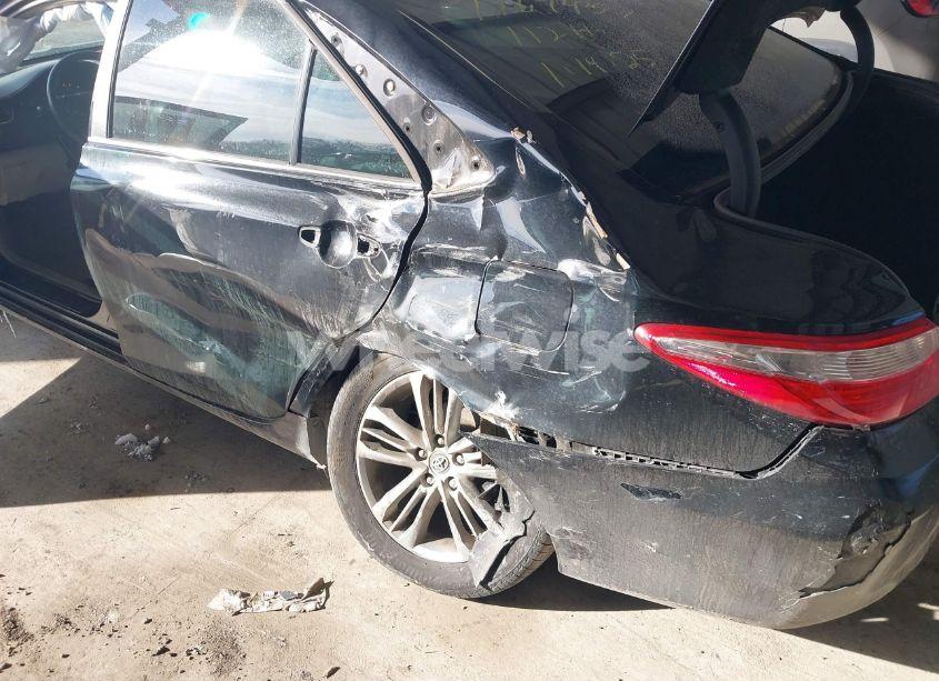 Photo 6 of 2015 Toyota Camry LE (VIN 4T1BF1FK2FU935958)