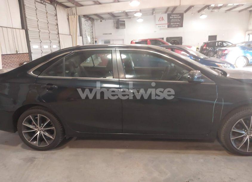 Photo 13 of 2015 Toyota Camry XSE (VIN 4T1BF1FK2FU963226)