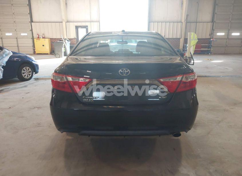 Photo 16 of 2015 Toyota Camry XSE (VIN 4T1BF1FK2FU963226)