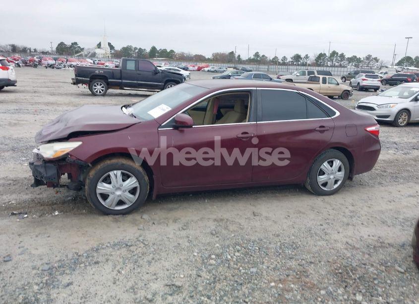 Photo 15 of 2015 Toyota Camry LE (VIN 4T1BF1FK2FU983198)