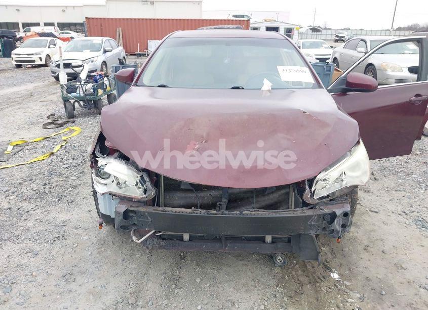 Photo 6 of 2015 Toyota Camry LE (VIN 4T1BF1FK2FU983198)