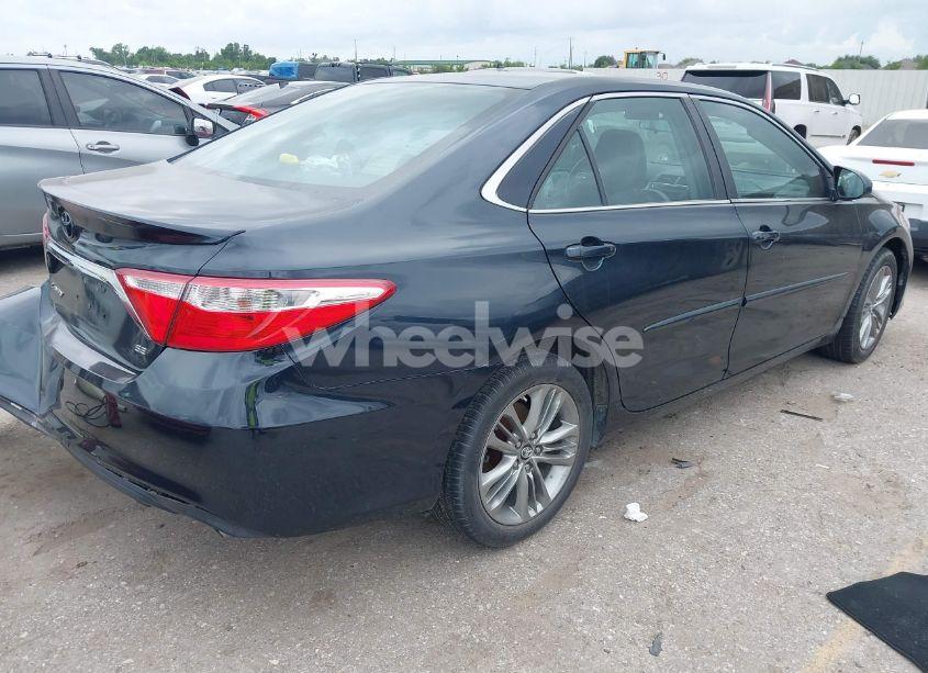 Photo 4 of 2016 Toyota Camry SE (VIN 4T1BF1FK2GU116644)