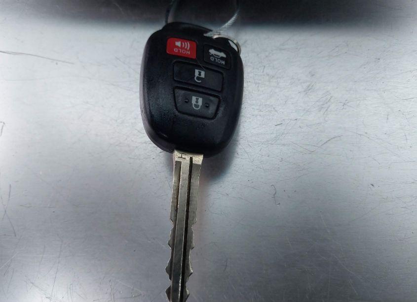 Photo 11 of 2016 Toyota Camry SE (VIN 4T1BF1FK2GU120869)