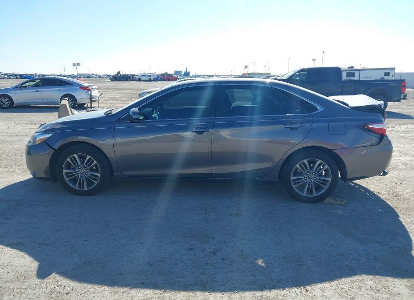 Photo 14 of 2016 Toyota Camry SE (VIN 4T1BF1FK2GU135694)