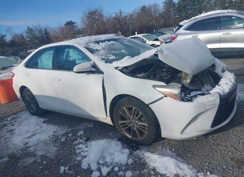 Photo 13 of 2016 Toyota Camry SE (VIN 4T1BF1FK2GU136215)