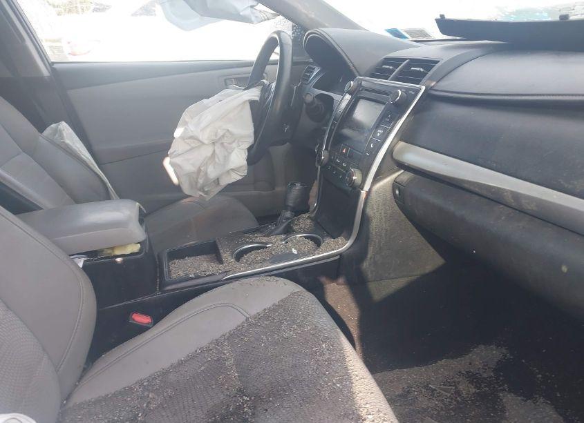 Photo 5 of 2016 Toyota Camry SE (VIN 4T1BF1FK2GU136215)