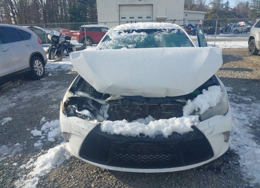 Photo 6 of 2016 Toyota Camry SE (VIN 4T1BF1FK2GU136215)