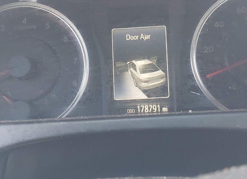 Photo 7 of 2016 Toyota Camry SE (VIN 4T1BF1FK2GU136215)