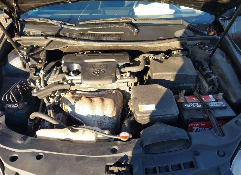 Photo 10 of 2016 Toyota Camry SE (VIN 4T1BF1FK2GU143522)