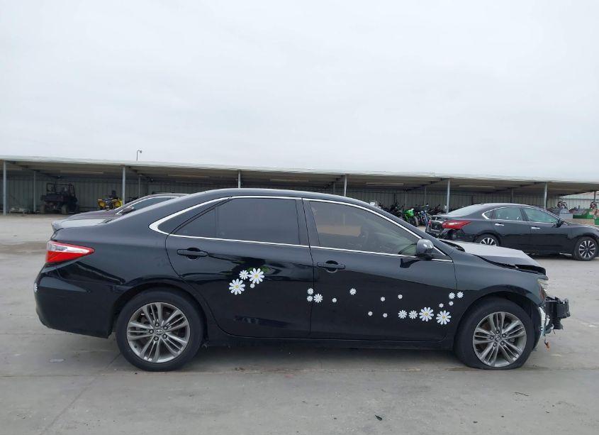 Photo 13 of 2016 Toyota Camry SE (VIN 4T1BF1FK2GU147389)