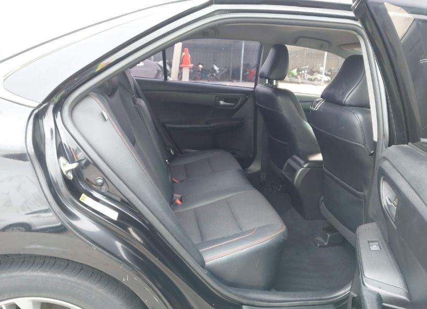 Photo 8 of 2016 Toyota Camry SE (VIN 4T1BF1FK2GU147389)