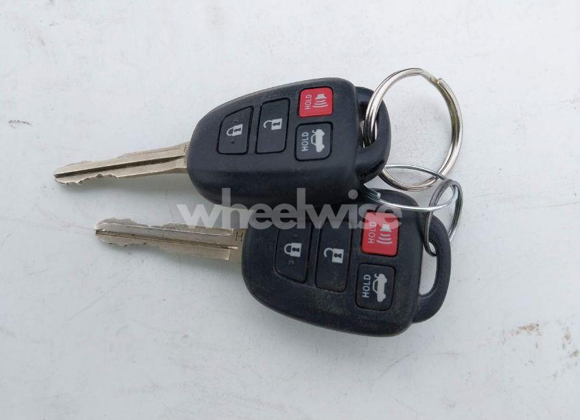 Photo 11 of 2016 Toyota Camry SE (VIN 4T1BF1FK2GU165228)