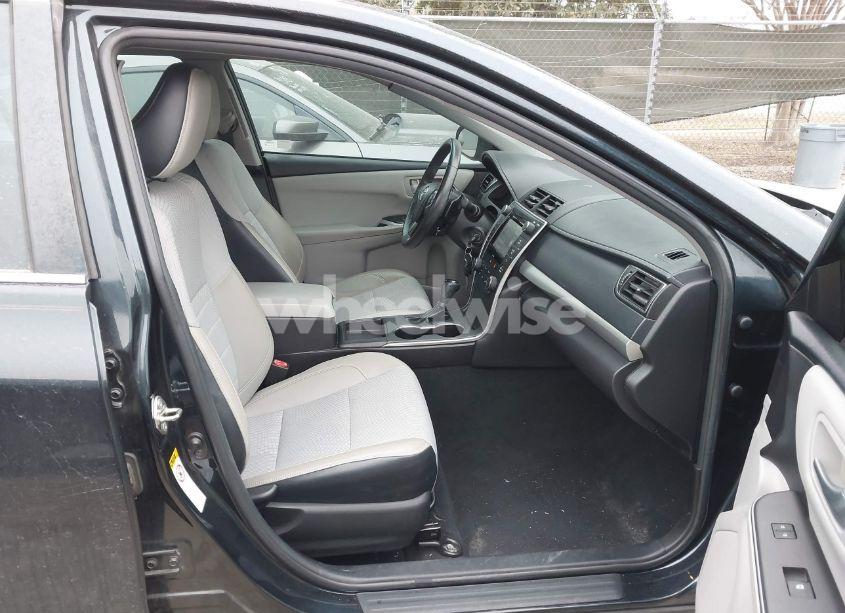 Photo 5 of 2016 Toyota Camry SE (VIN 4T1BF1FK2GU165228)