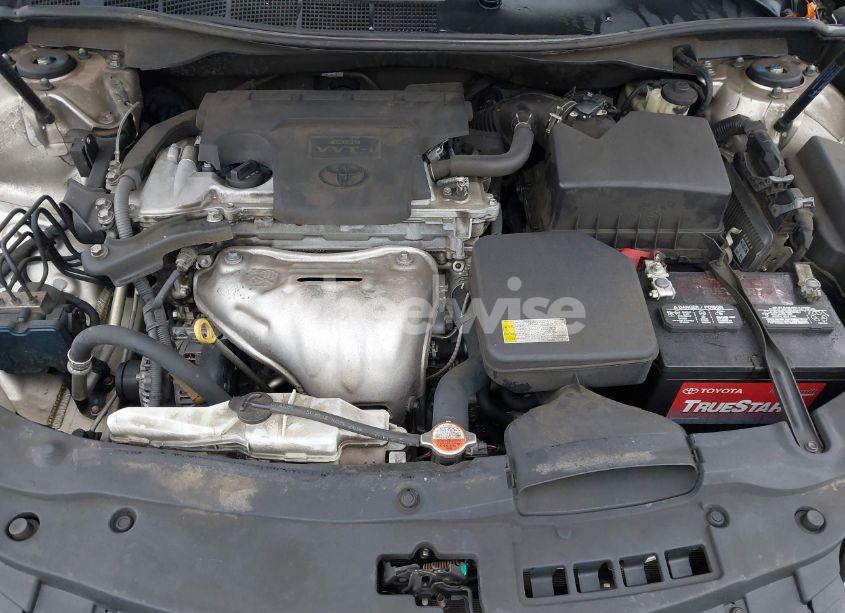 Photo 10 of 2016 Toyota Camry SE (VIN 4T1BF1FK2GU168405)