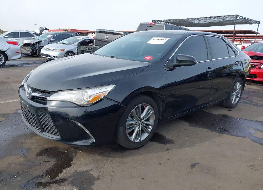 Photo 2 of 2016 Toyota Camry SE (VIN 4T1BF1FK2GU179808)