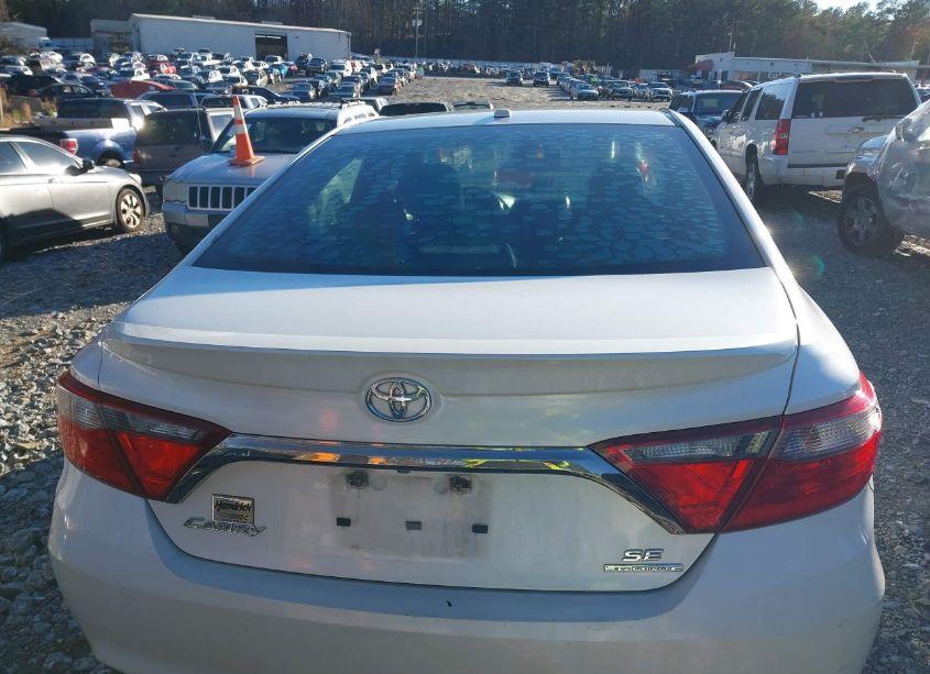 Photo 16 of 2016 Toyota Camry SE (VIN 4T1BF1FK2GU182109)