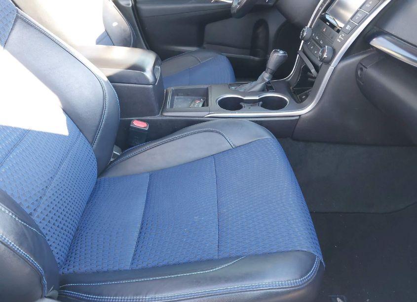 Photo 5 of 2016 Toyota Camry SE (VIN 4T1BF1FK2GU182109)