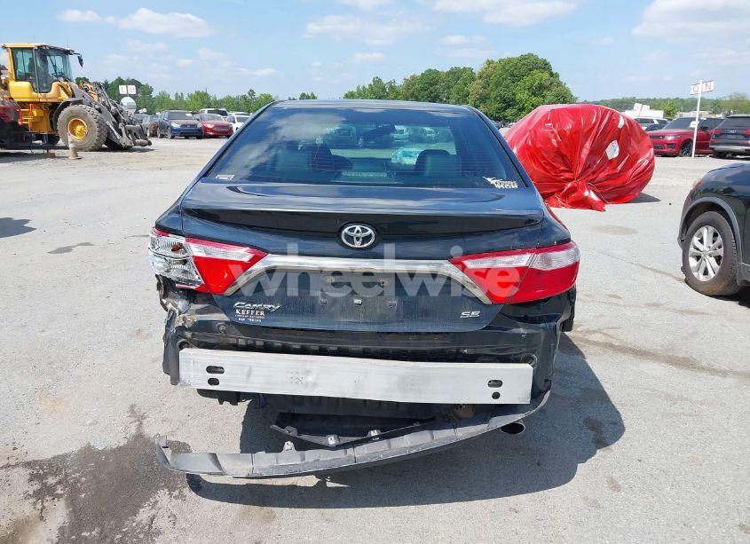 Photo 16 of 2016 Toyota Camry SE (VIN 4T1BF1FK2GU186354)