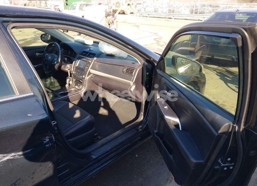 Photo 5 of 2016 Toyota Camry SE (VIN 4T1BF1FK2GU186354)