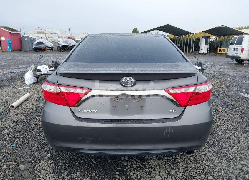 Photo 16 of 2016 Toyota Camry LE/XLE/SE/XSE (VIN 4T1BF1FK2GU186743)