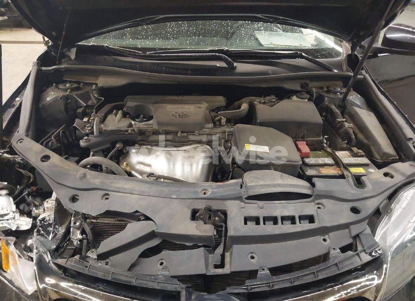 Photo 10 of 2016 Toyota Camry SE (VIN 4T1BF1FK2GU202603)