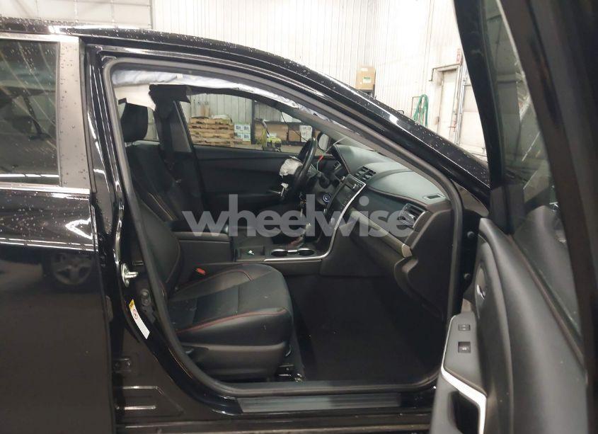 Photo 5 of 2016 Toyota Camry SE (VIN 4T1BF1FK2GU202603)