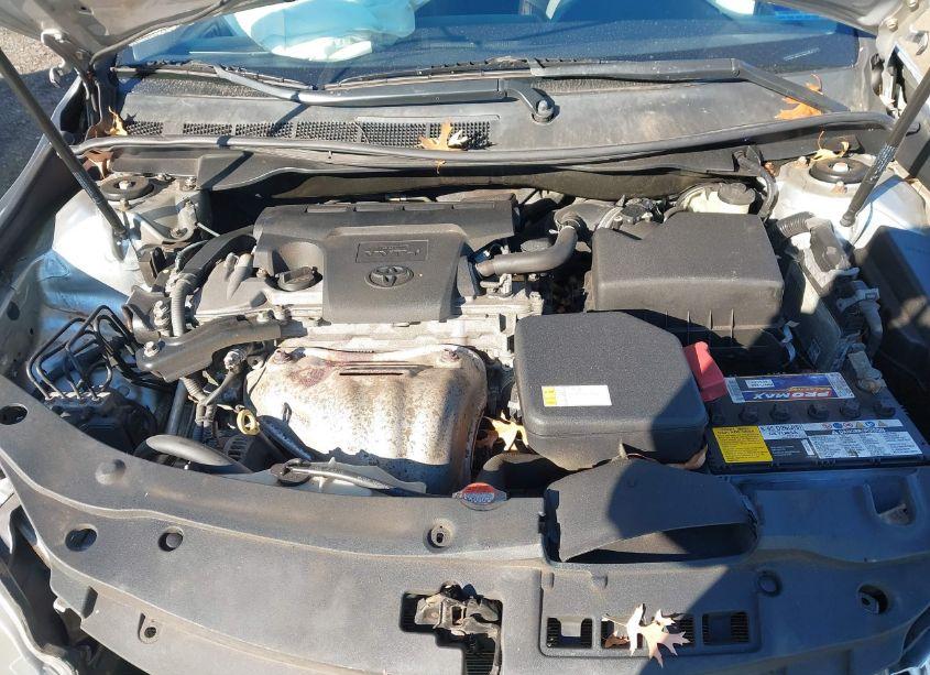 Photo 10 of 2016 Toyota Camry SE (VIN 4T1BF1FK2GU217313)