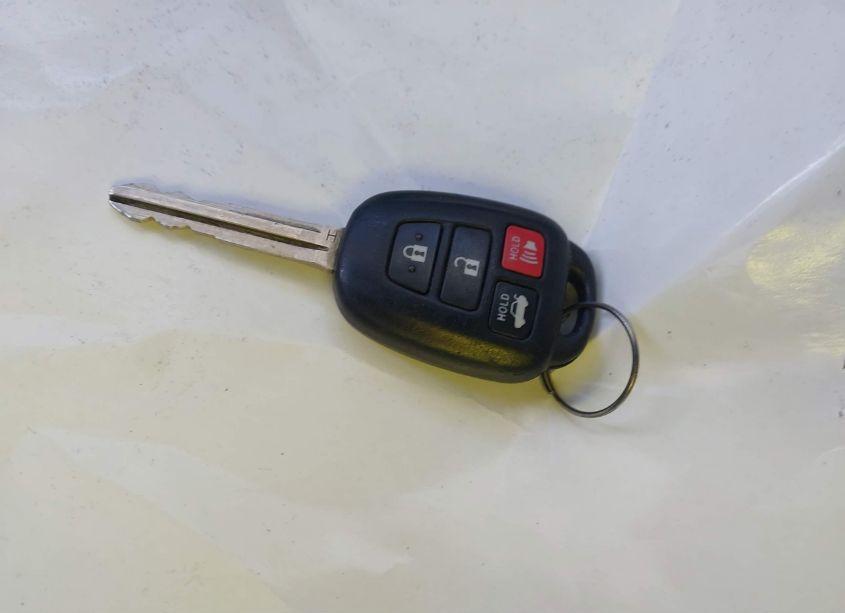 Photo 11 of 2016 Toyota Camry SE (VIN 4T1BF1FK2GU217313)