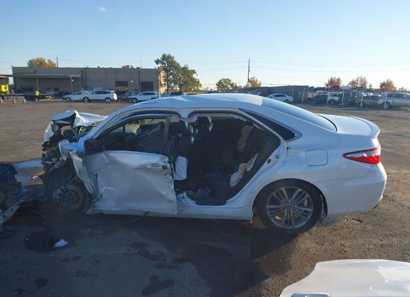 Photo 14 of 2016 Toyota Camry SE (VIN 4T1BF1FK2GU235844)