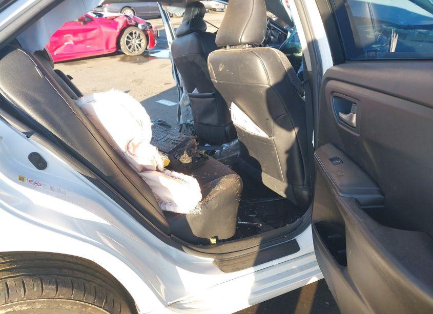 Photo 8 of 2016 Toyota Camry SE (VIN 4T1BF1FK2GU235844)